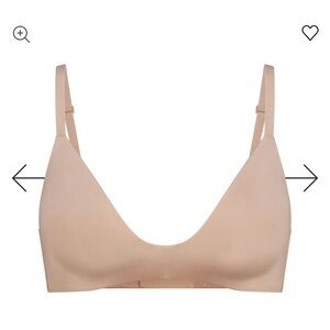Skims T-Shirt Demi Bra